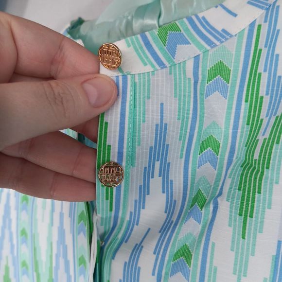 NWT/Bag Emily McCarthy Loli Top Blouse SZ XS Zig Zag Pattern Buttons $180 MSRP - Picture 7 of 14